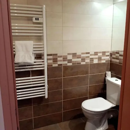 Brit St-quentin/nord Hotel 2*